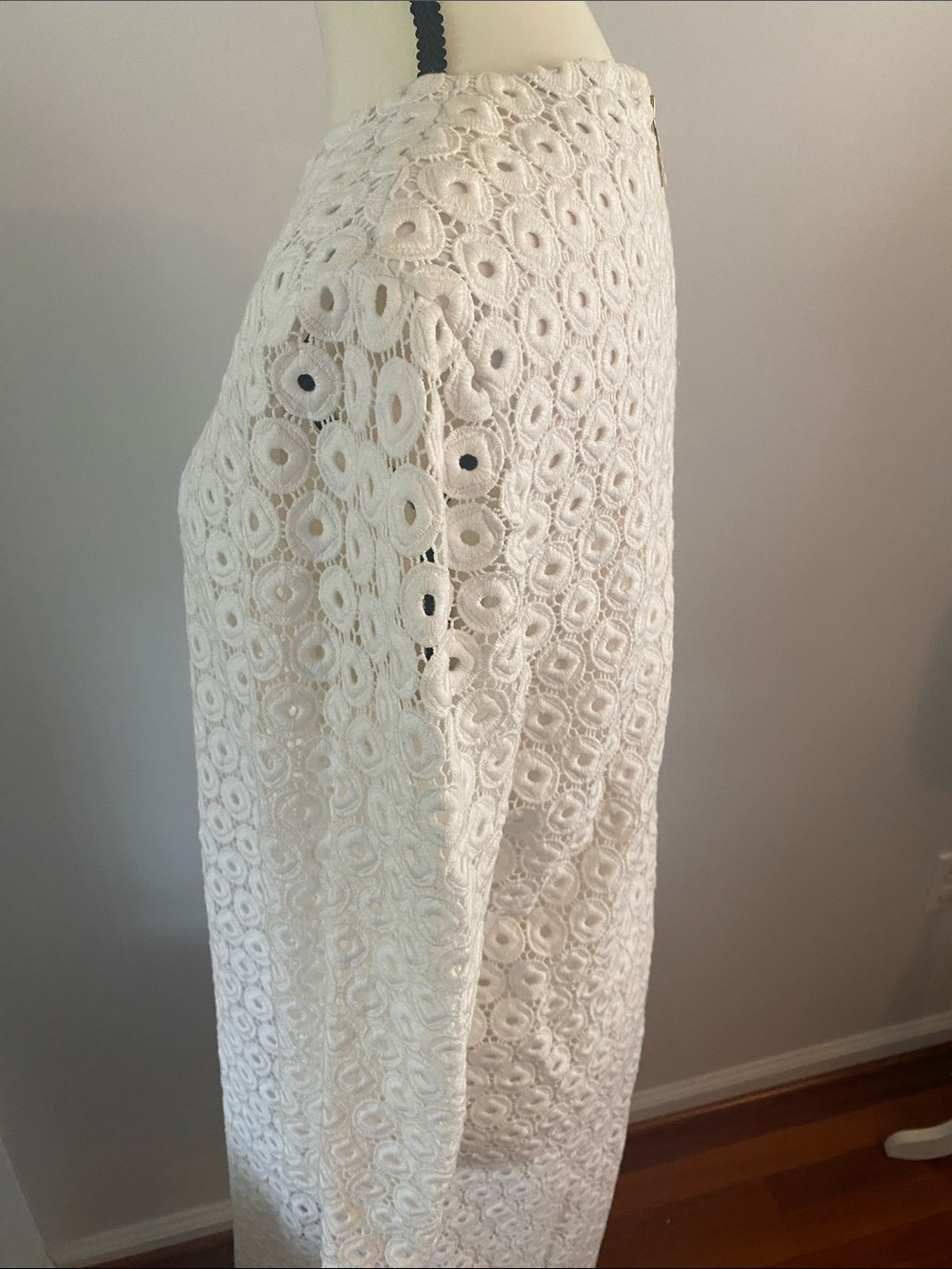 Kate Spade New York size 8 white eyelet dress - Picture 5 of 8